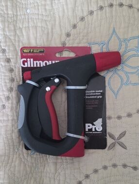 Red & Black Trigger Spray Nozzle with Insulated Grip